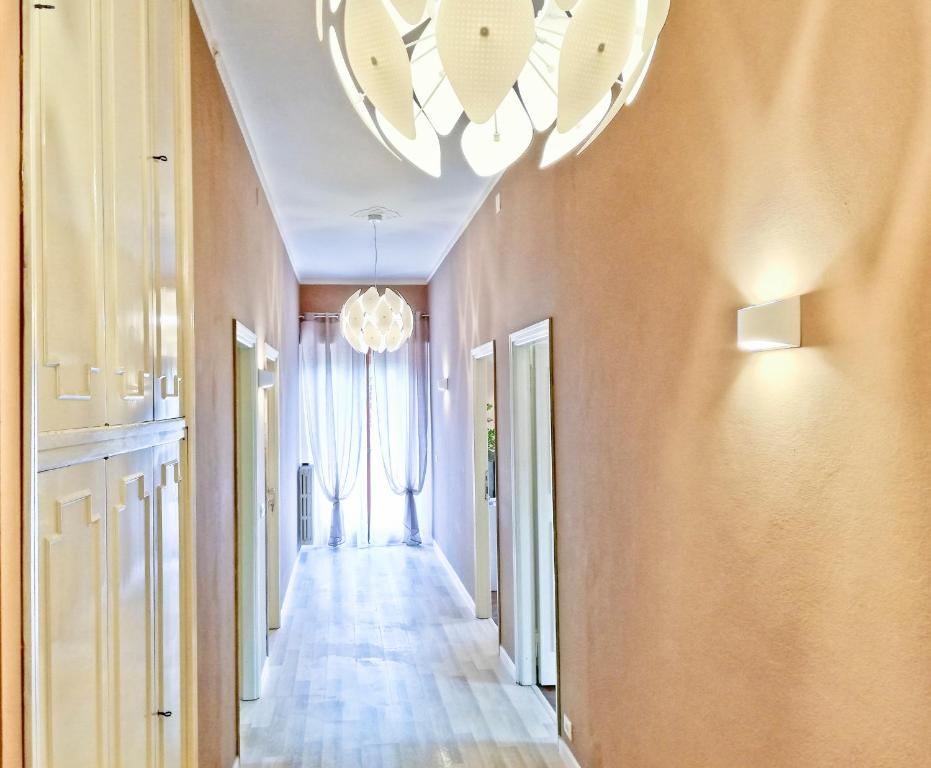 MODERN & BRIGHT TUSCANY VILLA room 4